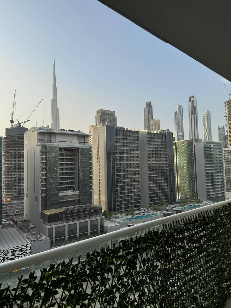 12 Balcony 1. jpeg