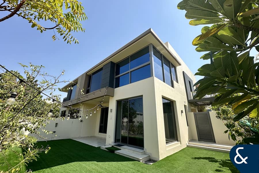 位于迪拜山庄,枫叶社区,枫叶1号公寓 5 卧室的别墅 5950000 AED - 6664099 位于迪拜山庄,枫叶社区,枫叶1号公寓 5 卧室的别墅 5950000 AED - 6664099