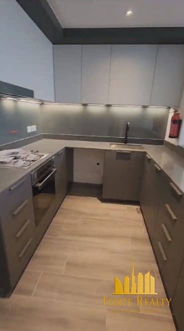 Modern 2 BHK Apartment: Spacious Living Awaits!