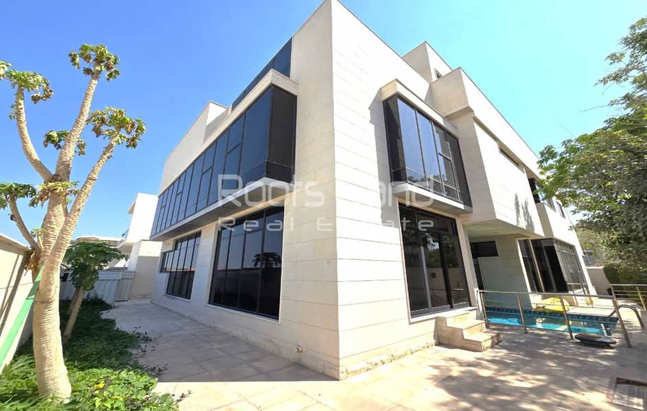 位于朱美拉住宅区,朱美拉2区 7 卧室的别墅 1299999 AED - 9967483 位于朱美拉住宅区,朱美拉2区 7 卧室的别墅 1299999 AED - 9967483