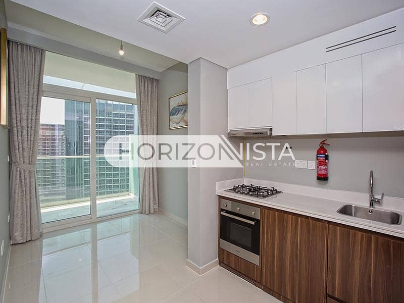 Vacant | Spacious | Accessible | landmark view Vacant | Spacious | Accessible | landmark view