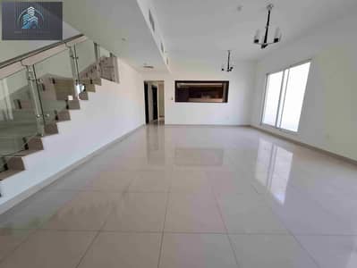 Spacious 3BHK DUPLEX AVAILABLE WITH ALL FACILITIES in Just 165k