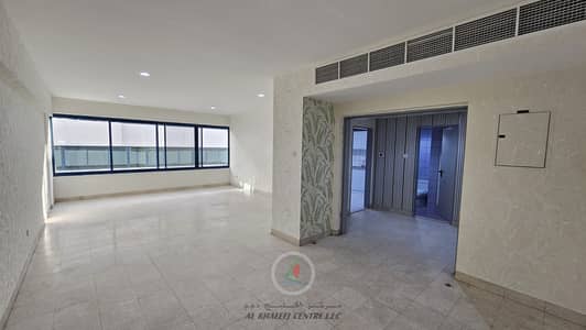 4 Bedroom Flat for Rent in Bur Dubai, Dubai - WhatsApp Image 2024-10-17 at 16.42. 56. jpeg