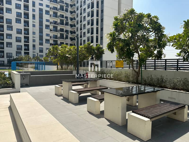 27 Terrace2. jpg