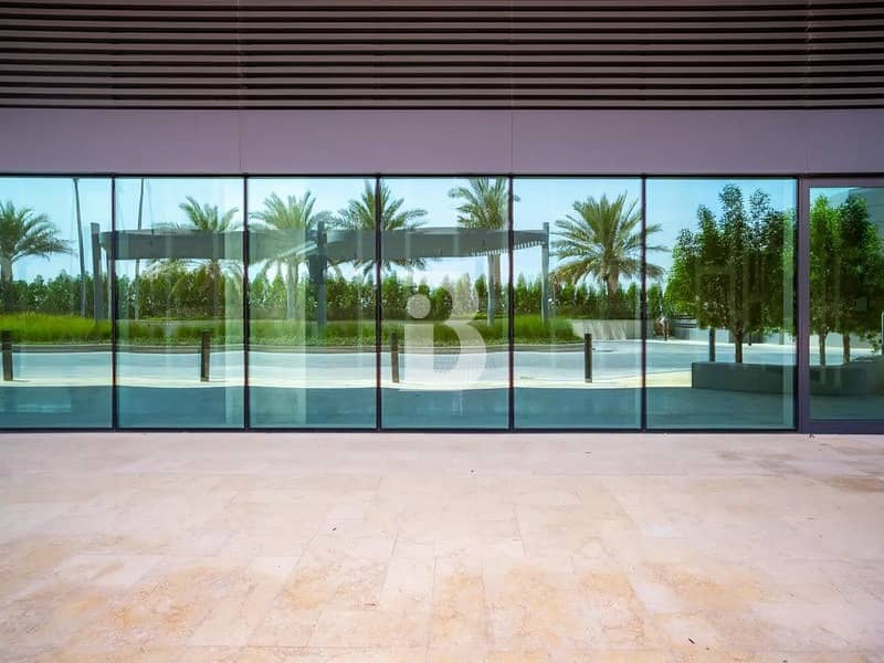 2045 SQFT Prime Retails Shop Grade A Building