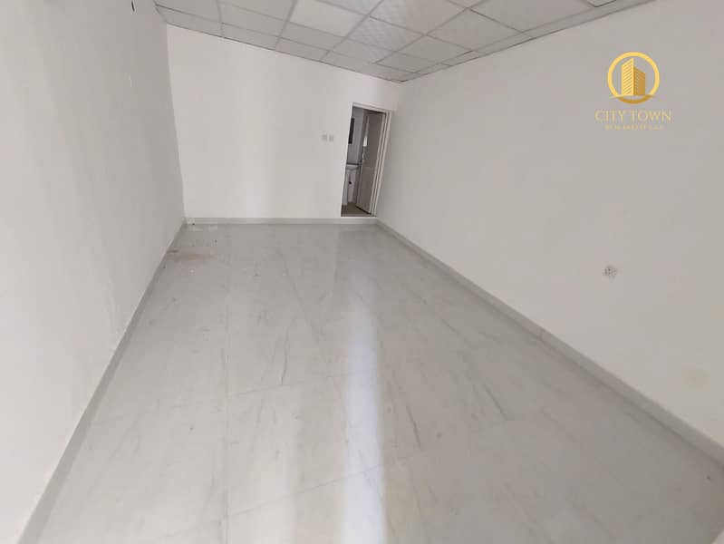Hott offer!spacious 1bedroom 1hall neet and clean erea al azra sharjah