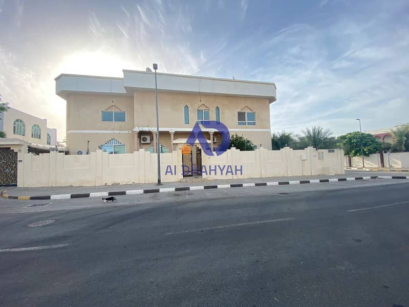 Stunning Villa for Sale in Al Azra, Sharjah