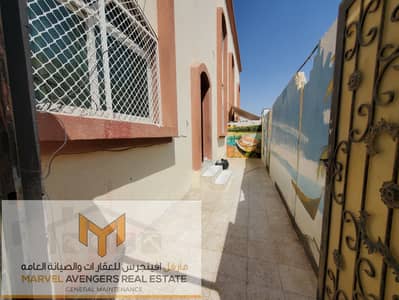 2 Bedroom Flat for Rent in Baniyas, Abu Dhabi - 20241013_121309. jpg