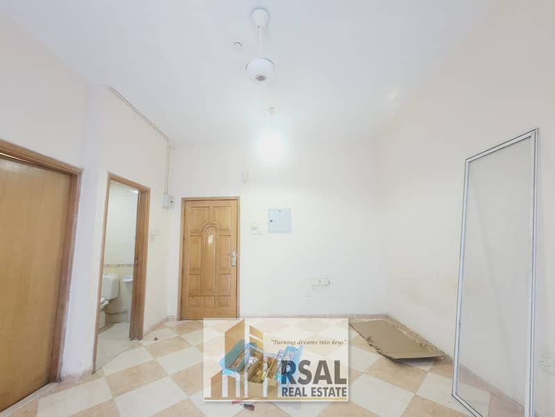 Minimum Time Offer // Spacious Studio Apartment //Close kitchen With