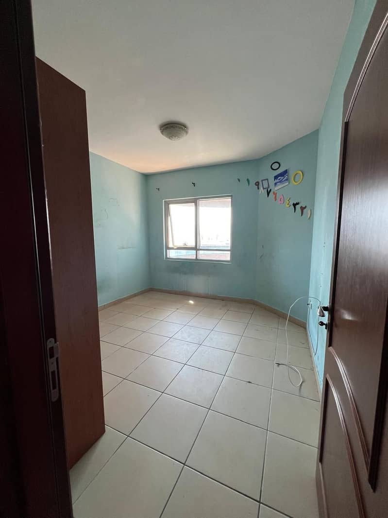 Twobedroom apartment for annual rent in Sharjah, Al Majaz 2 area, air conditioning is free for