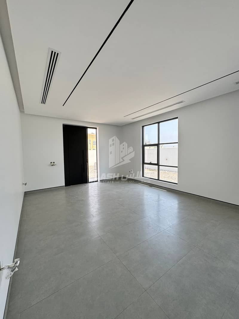 11 cbd0dfdc-6640-4cc2-b60e-e376d3b4268d. jpg
