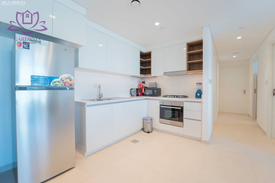 23 Kitchen 1. jpg