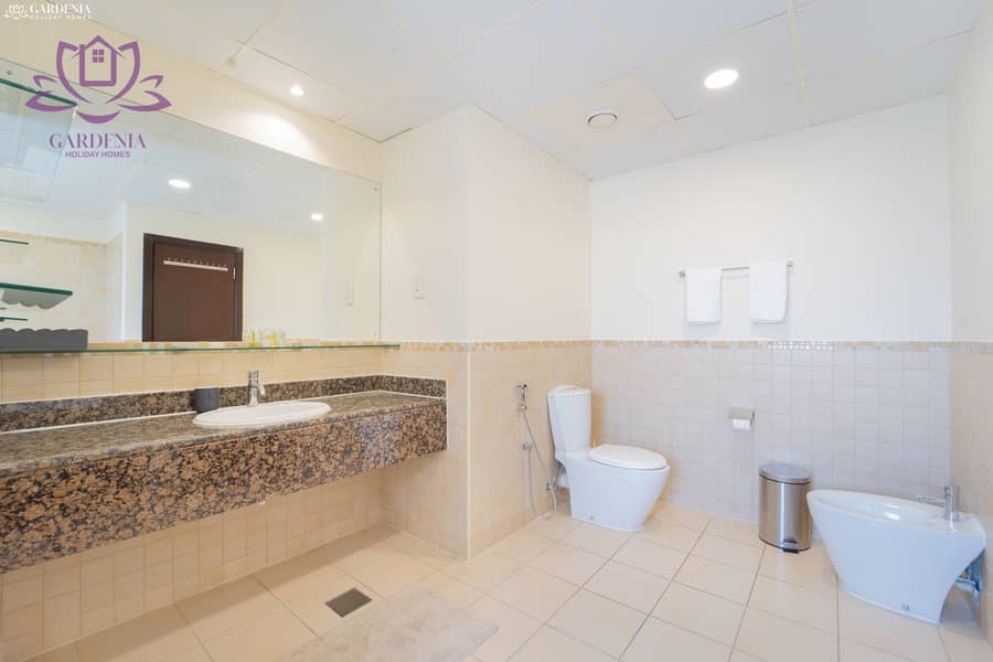 17 Bath 1 2. jpg
