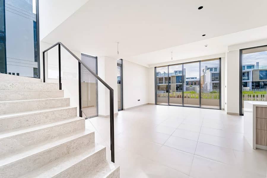 Community Specialist Vacant Skyline Views