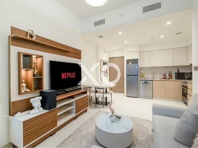 Furnished | Modern | Vacant | Spacious Living Area