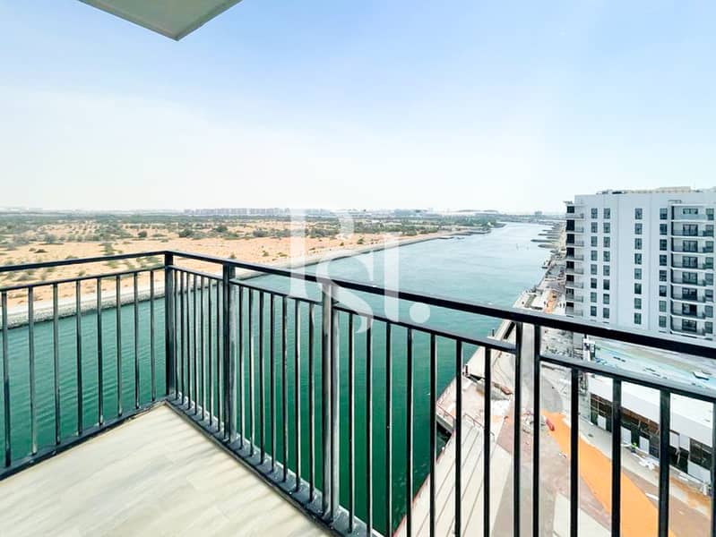 9 water-edge-yas-island-abu-dhabi-balcony (6). JPG