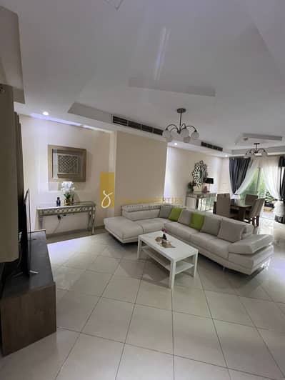 Spacious 3 BR Villa | Well Miantained | Ready to Move In