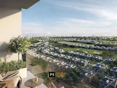 Photo inspiration: Picture Idea: Peaceful Lifestyle Golf Course High Rise Facade