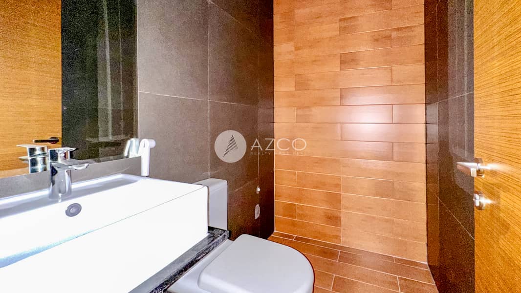 11 AZCO REAL ESTATE-7. JPG