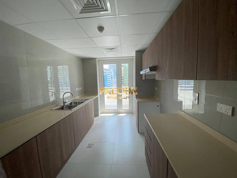 2 011. jpg