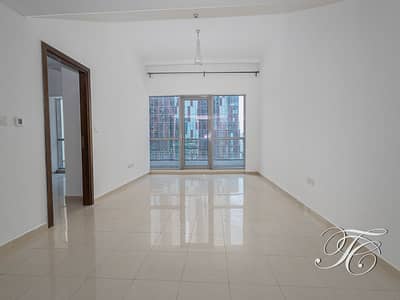 Large Layout | Vacant | Perfect Location