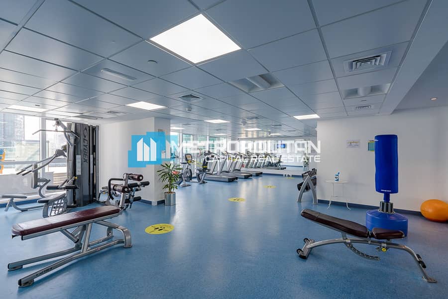 Full Sea View2 BedroomFully Furnished4 Cheques