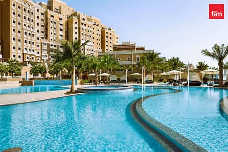 3 Bedroom Hotel Apartment for Rent in Palm Jumeirah, Dubai - Luxurious 3B | No Commission | Beachfront