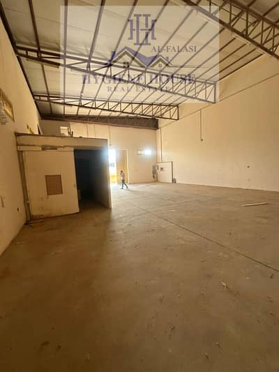 Warehouse for Rent in Umm Al Thuoob, Umm Al Quwain - صورة واتساب بتاريخ 2024-10-23 في 04.40. 21_774e3885. jpg