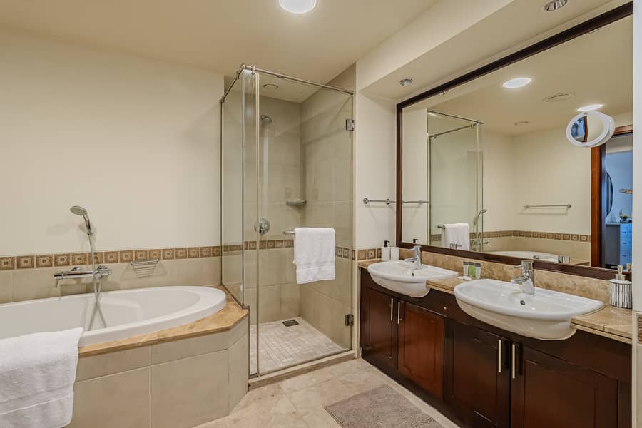 25 7RV04277. jpg