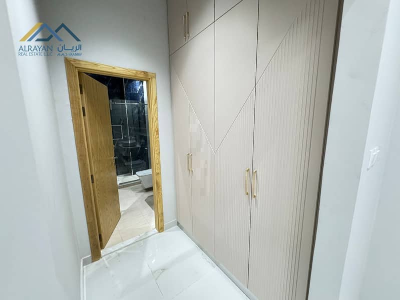 30 cdda1bfa-9c9c-41ef-9deb-0003d28beb26. jpg