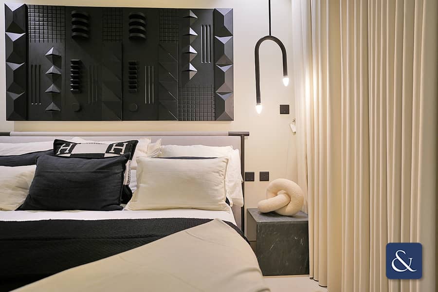 One Bedroom Infinity Pool Steam Room