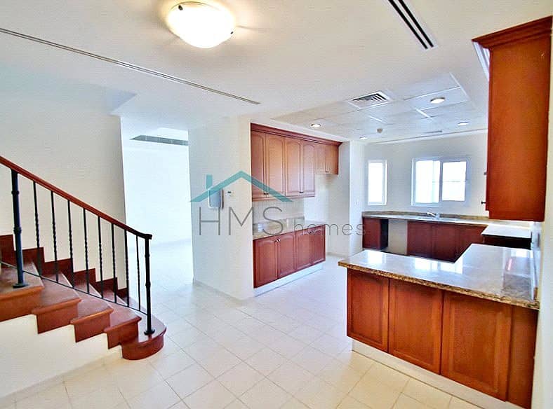 2 VACANT | TYPE 15 | LANDSCAPED GARDEN