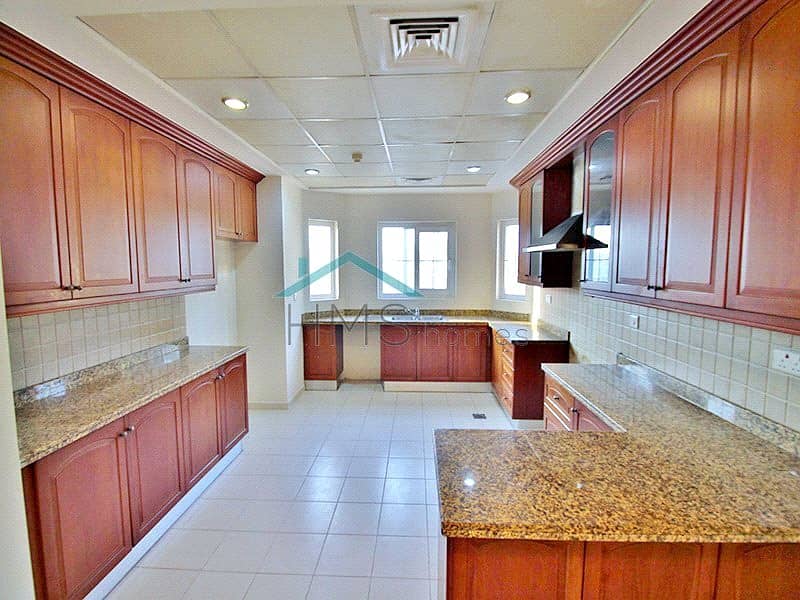 5 VACANT | TYPE 15 | LANDSCAPED GARDEN