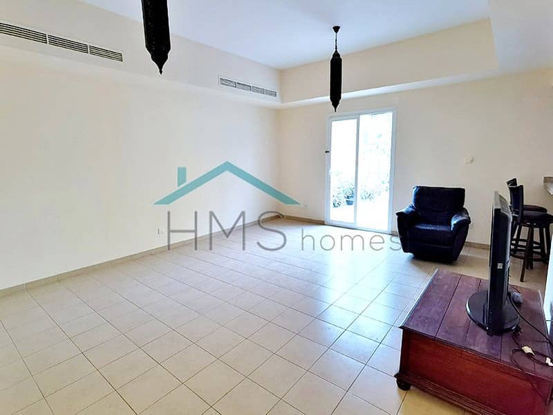 3 BACKING PARK | LOVELY GARDEN | AVAILABLE NOW