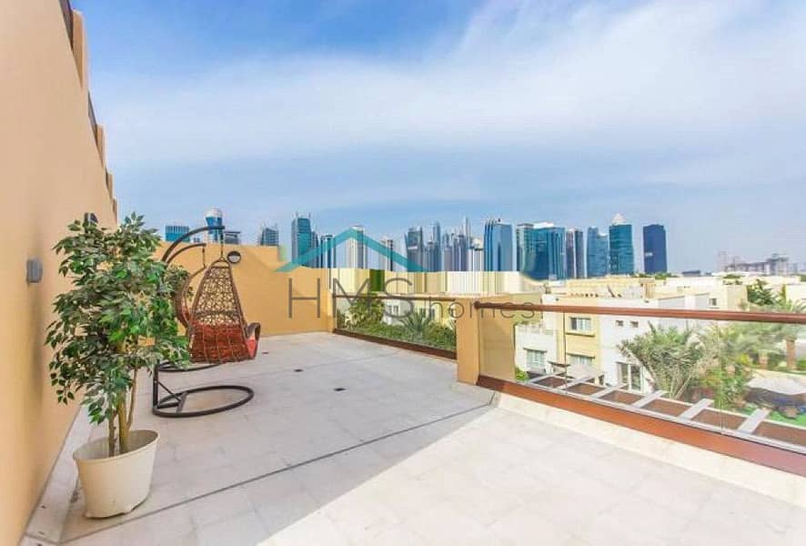 2 4 Bedroom Townhouse | Pool + Park View |