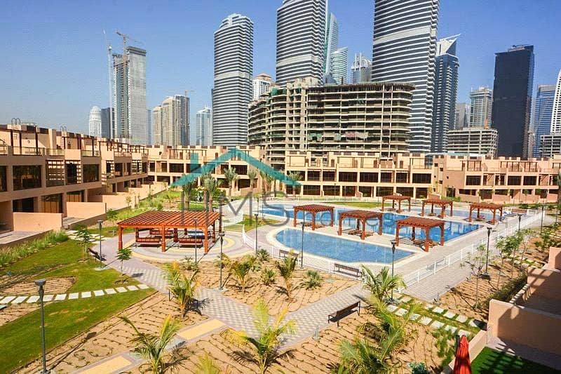 15 4 Bedroom Townhouse | Pool + Park View |