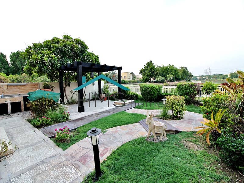 7 Perfect Lake View | Extended 2E | Upgraded | View NOW