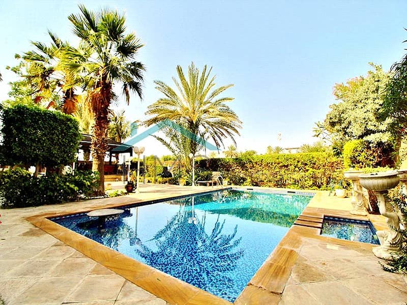 9 Beautiful Hattan Villa  - Lake View - Private Pool