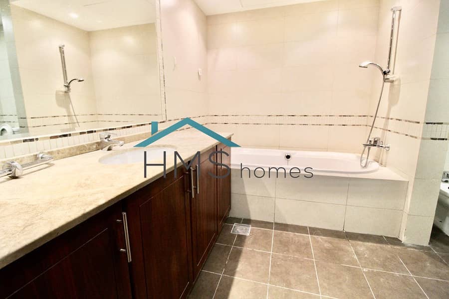 22 Vacant | Amazing Sea Views | Spacious