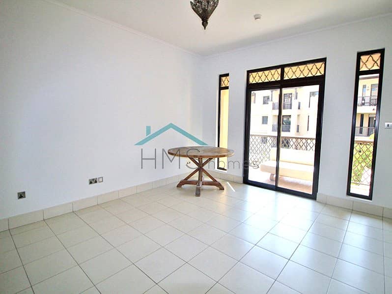 4 Bright & Spacious | Burj Khalifa View | Study