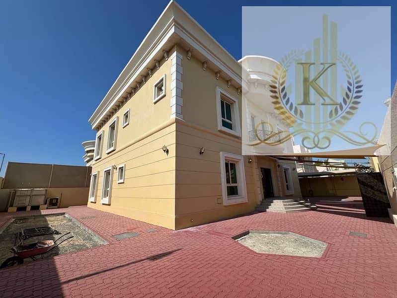 " Arabic style 08 BHK Villa in prime location For Sale
