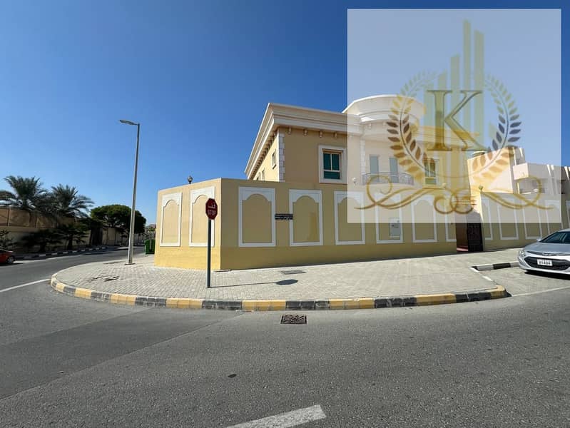 " Arabic style 08 BHK Villa in prime location For Sale