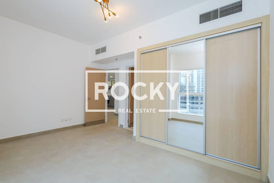 15 JVC - Sky Views Residence (14 of 23). jpg