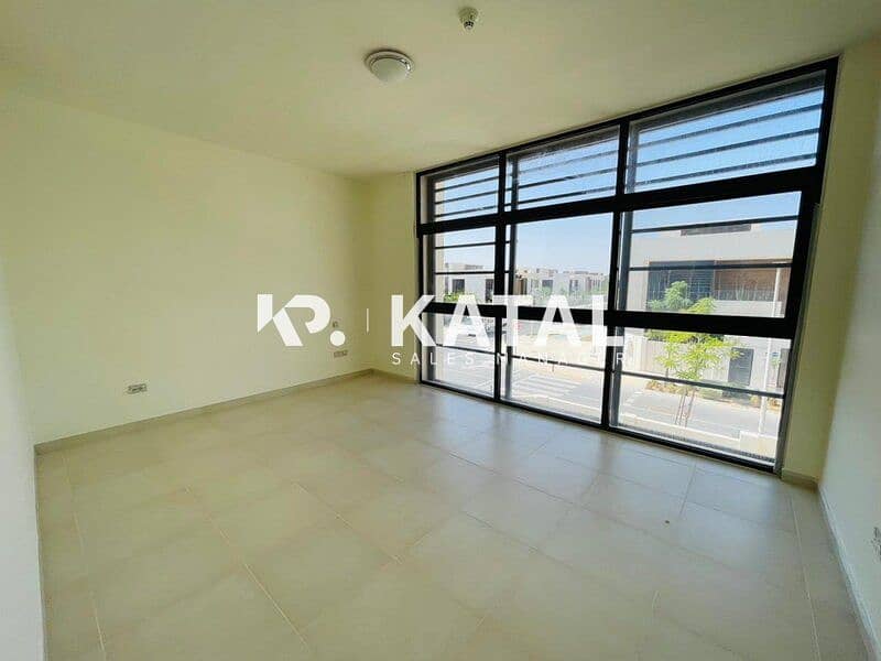 5 West Yas Villa, 4 Bedroom for sale, Corner Villa, Yas Island 04 (2). jpg