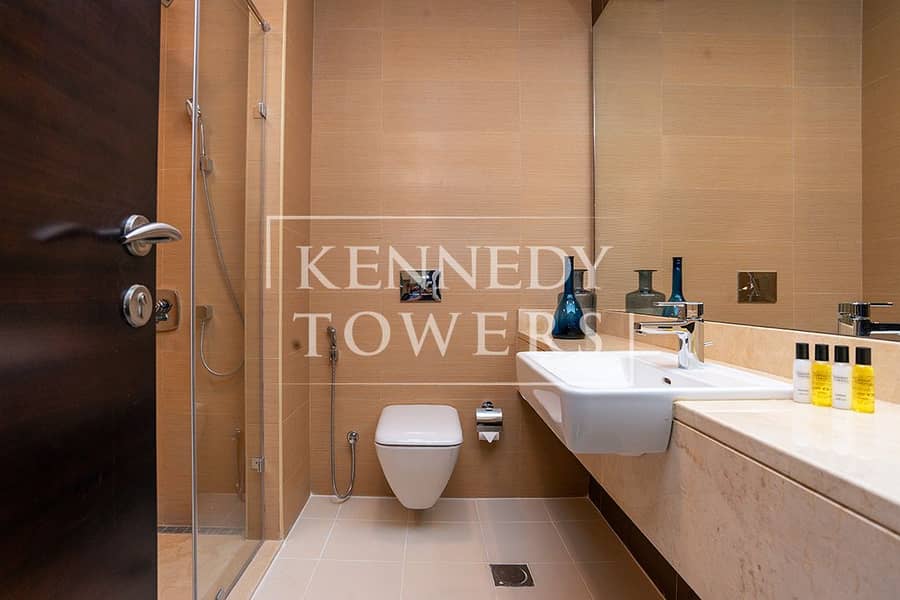 14 7. Bathroom. jpg