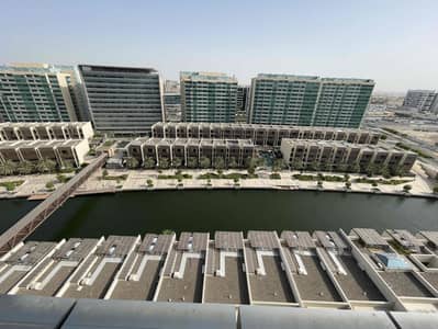 Full canal View| Semi Furnished| Luxurious Unit