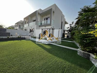 FULLY UPGRADED / AMAZING LANDSCAPE /BBQ PLACE / READY TO MOVE IN