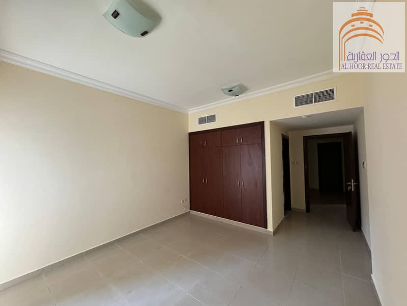 12 ce65f1fb-f662-430b-b9d9-7eedd023addb. jpg