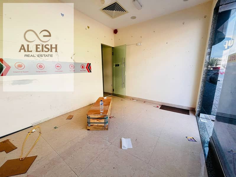 HighExposure Commercial Space in Oud Metha RoadFacing, Ready for Business