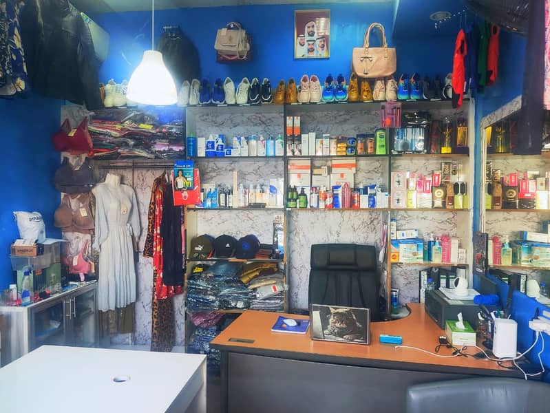 Fully Equipped & Furnished Spacious Garment Shop for Rent In Hor Al Anz